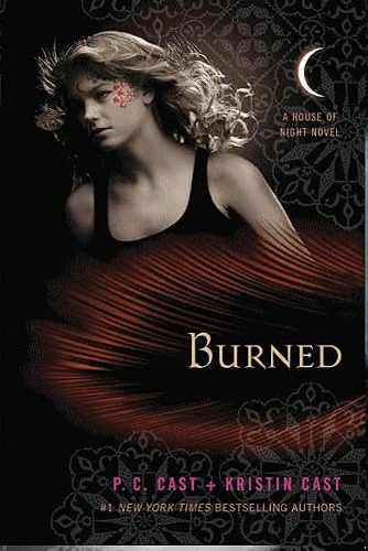 Capa do livro Queimada, da série House of Night